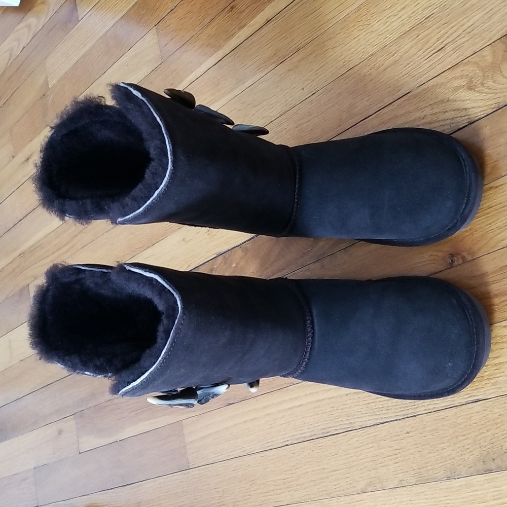 BearPaw Dark Brown Toggle Boots (917W-Jade) 8